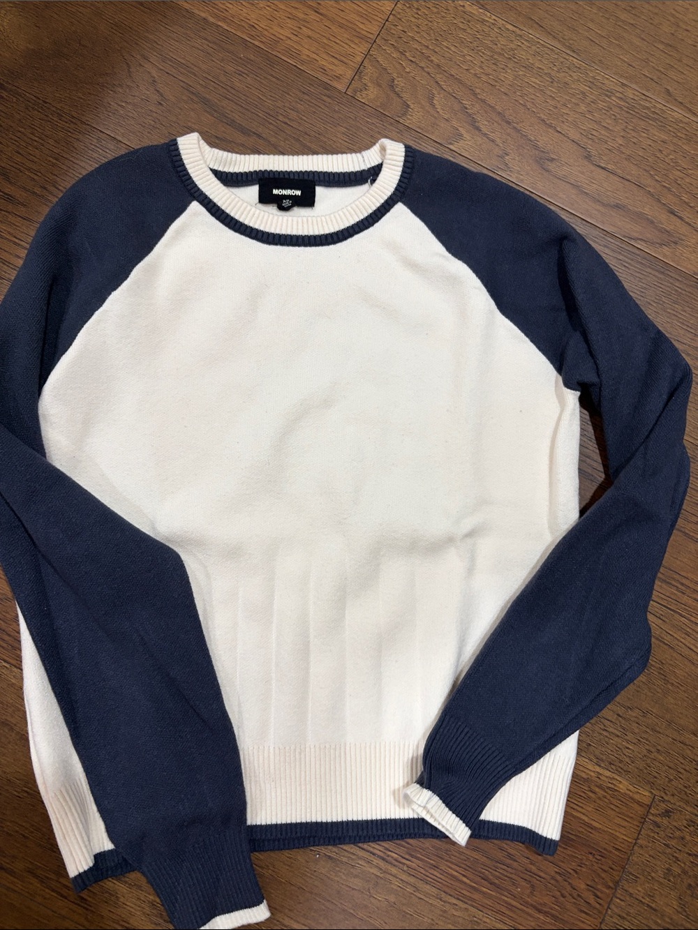 Monrow Men's Navy and White Raglan Crewneck Sweater - Contrast Sleeve Knit